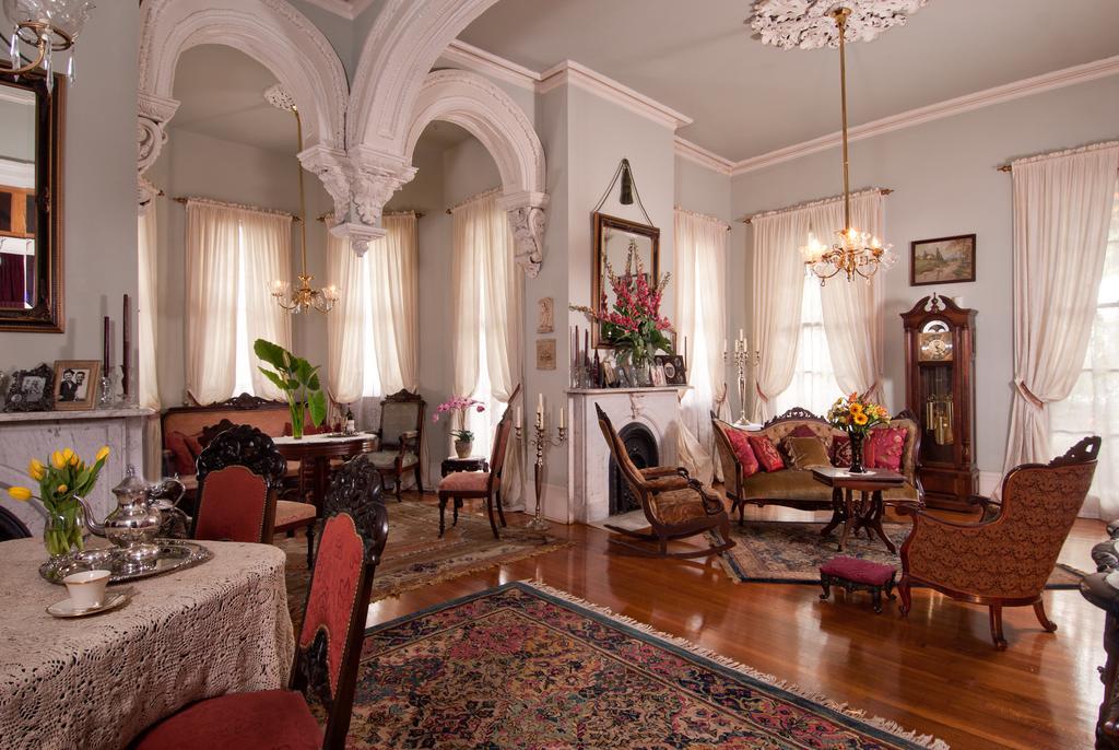 Hh Whitney House - A Bed & Breakfast On The Historic Esplanade Новый Орлеан Экстерьер фото